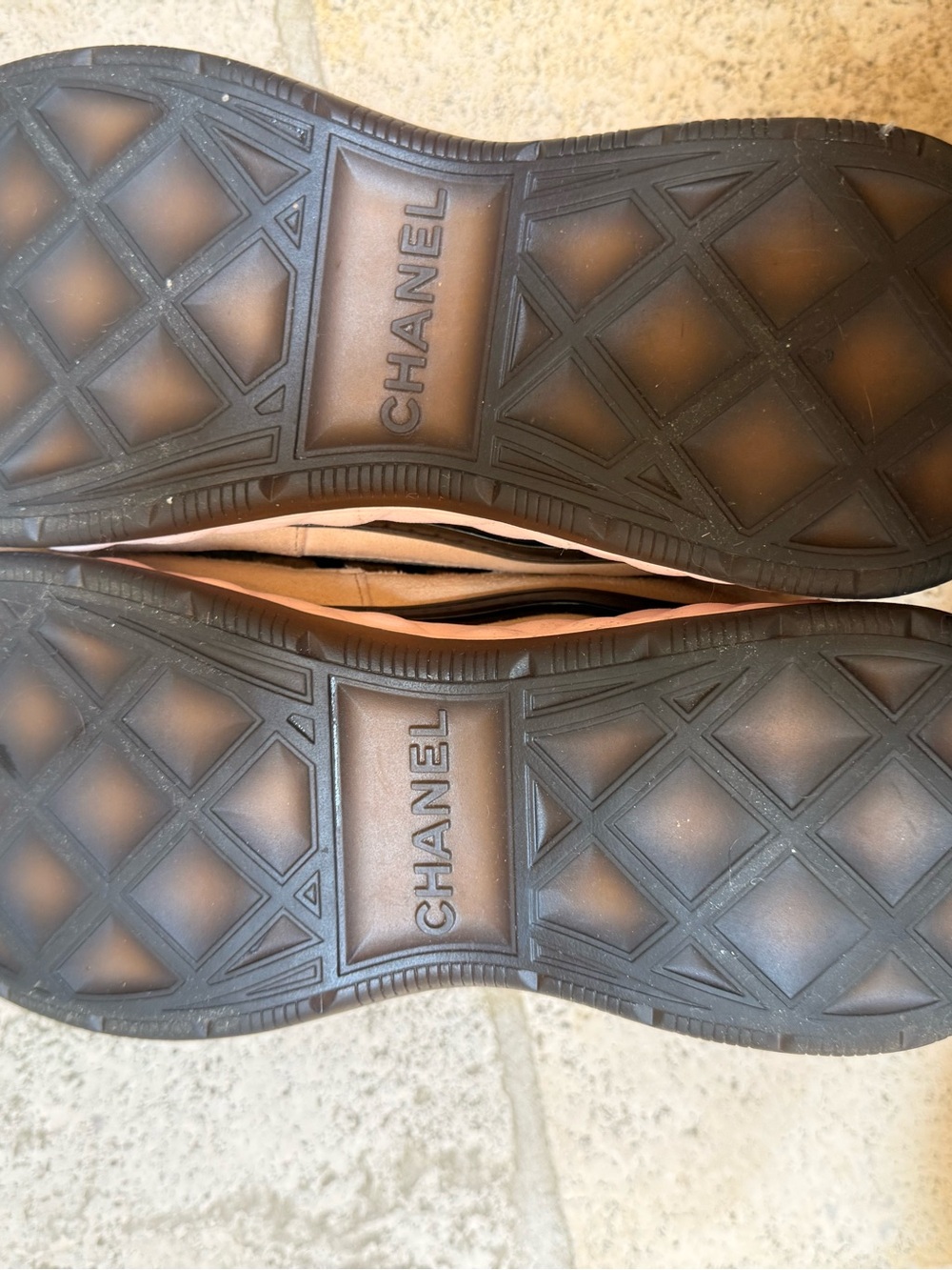 Chanel platform sneakers- blue, pink, beige. Size 39. 100% authentic. - Picture 7 of 12